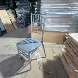 ghe nha hang hoang minh 3